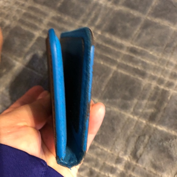 Authentic Louis Vuitton iPhone 7/8 regular case - Picture 2 of 7